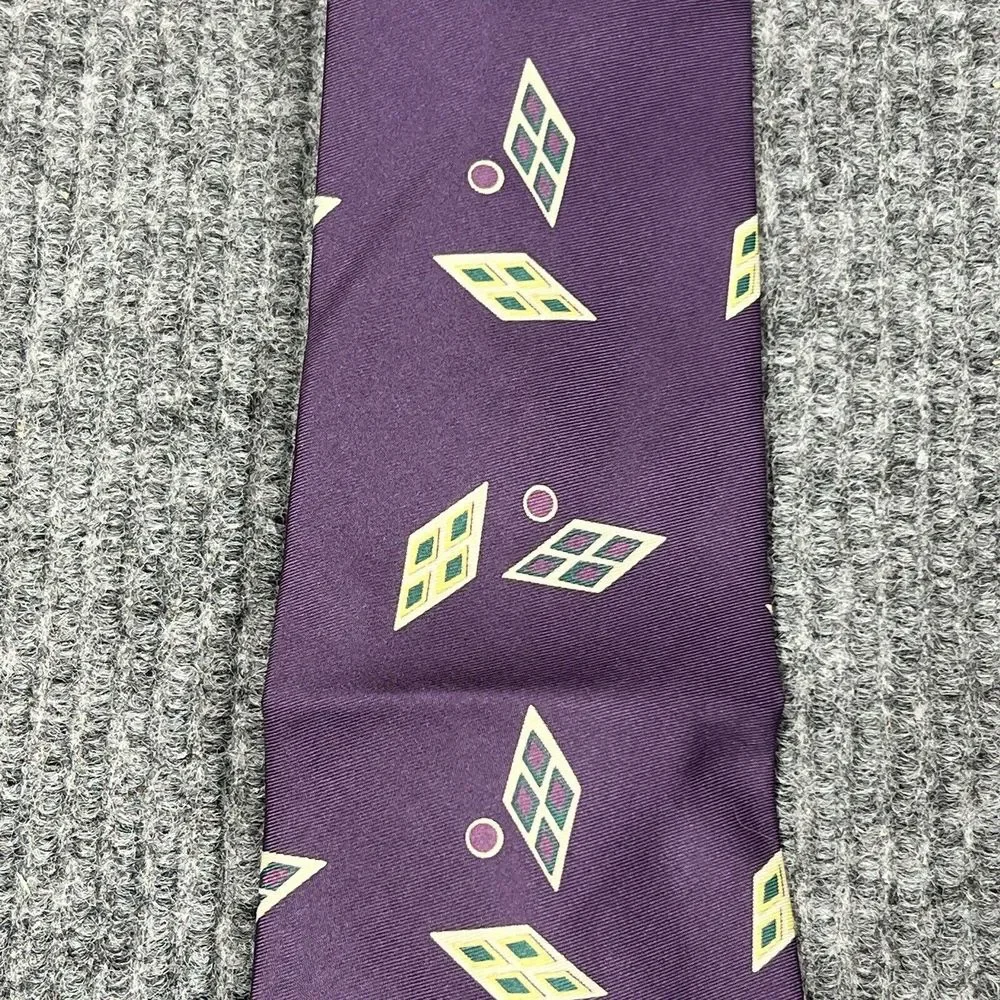 VTG‎ Polo by Ralph Lauren Mens 100% Silk Neck Tie Purple Diagonal Diamond Design